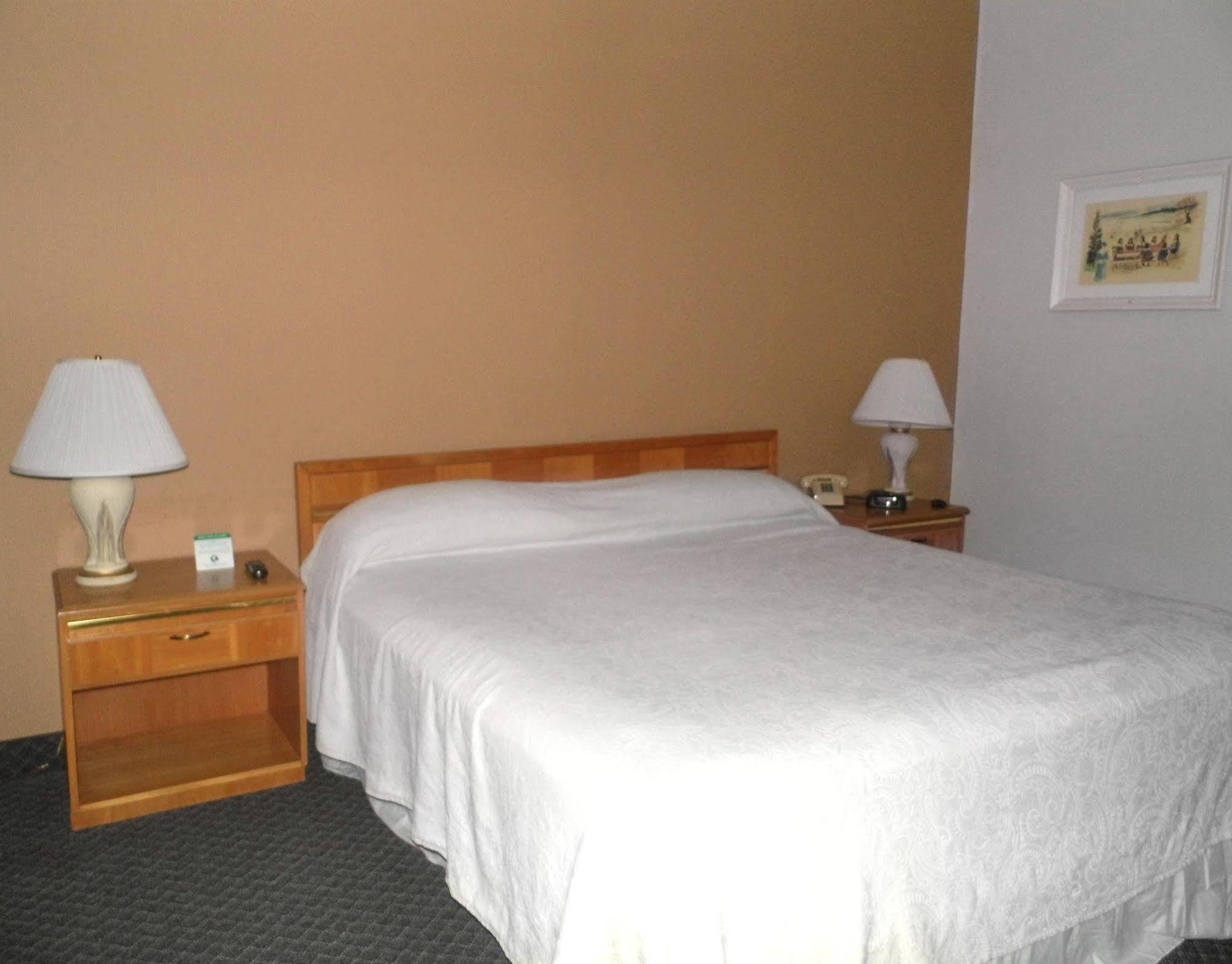 Bradford Inn And Suites Plymouth Kültér fotó